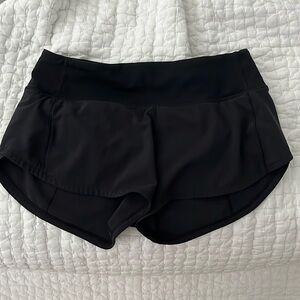 Black speed up shorts lululemon